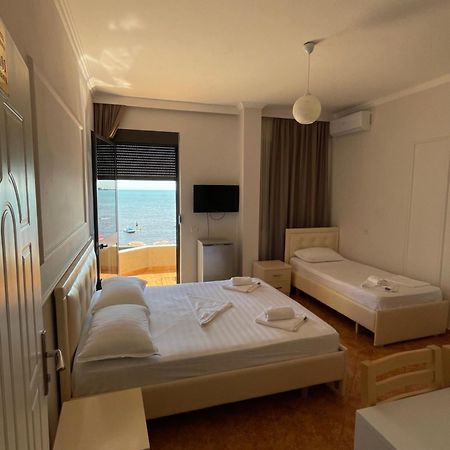 Hotel Tirona Durres Ngoại thất bức ảnh