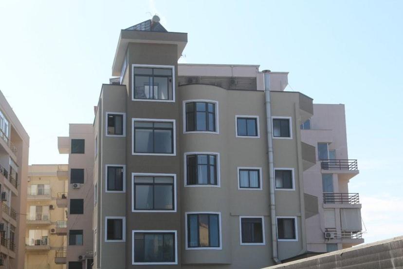 Hotel Tirona Durres Ngoại thất bức ảnh