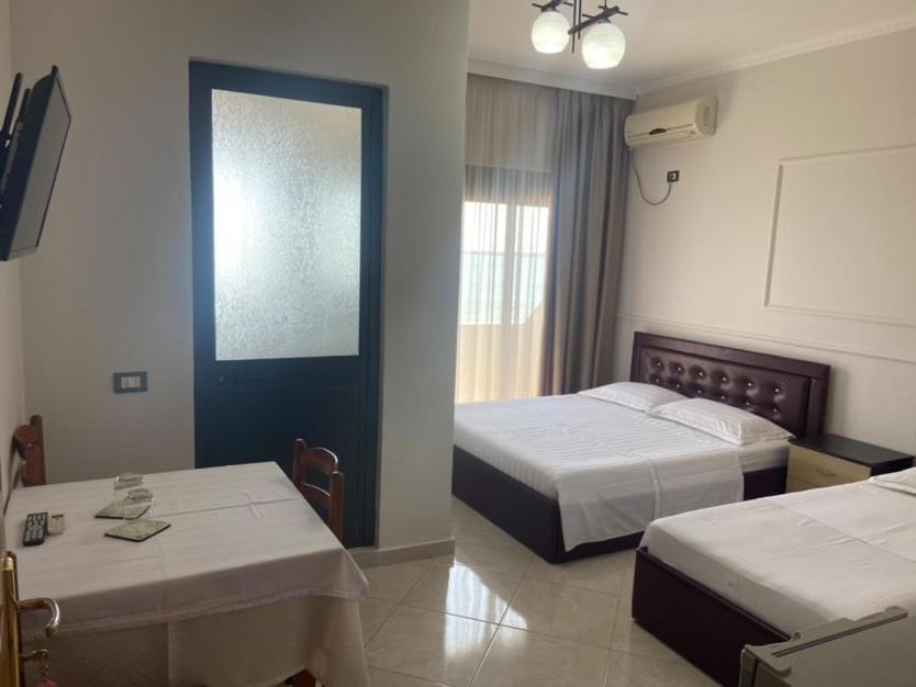 Hotel Tirona Durres Ngoại thất bức ảnh