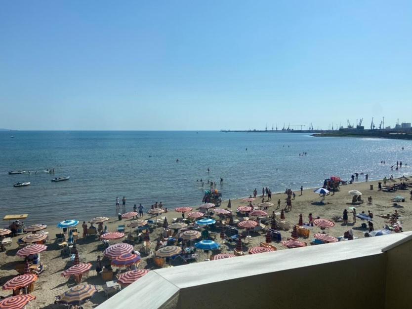 Hotel Tirona Durres Ngoại thất bức ảnh