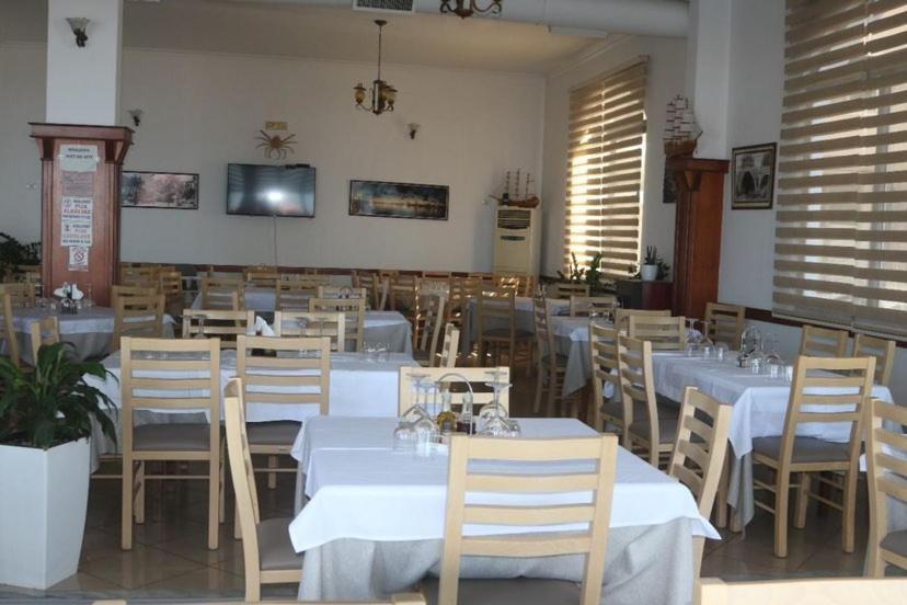 Hotel Tirona Durres Ngoại thất bức ảnh