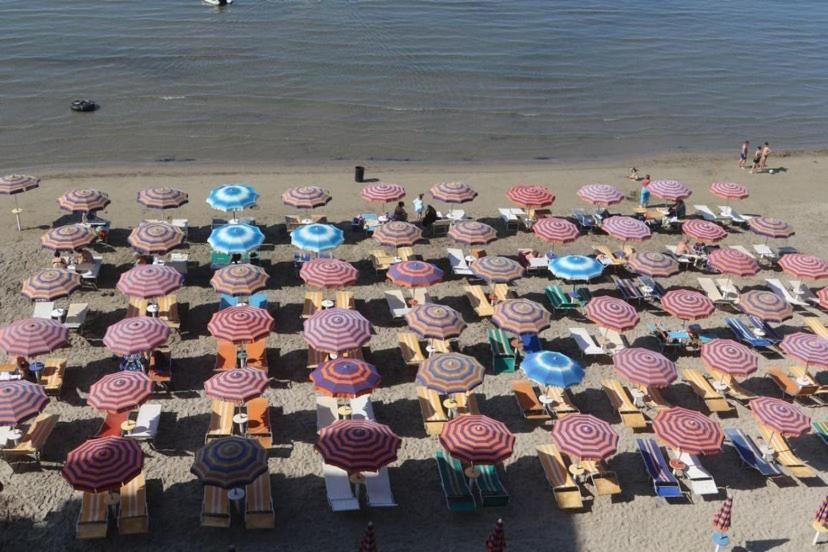 Hotel Tirona Durres Ngoại thất bức ảnh