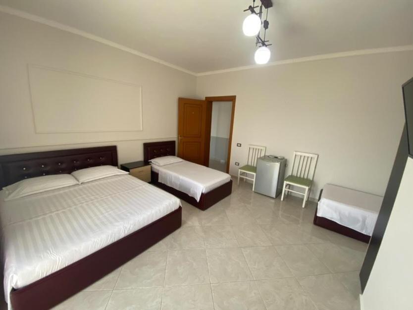 Hotel Tirona Durres Ngoại thất bức ảnh