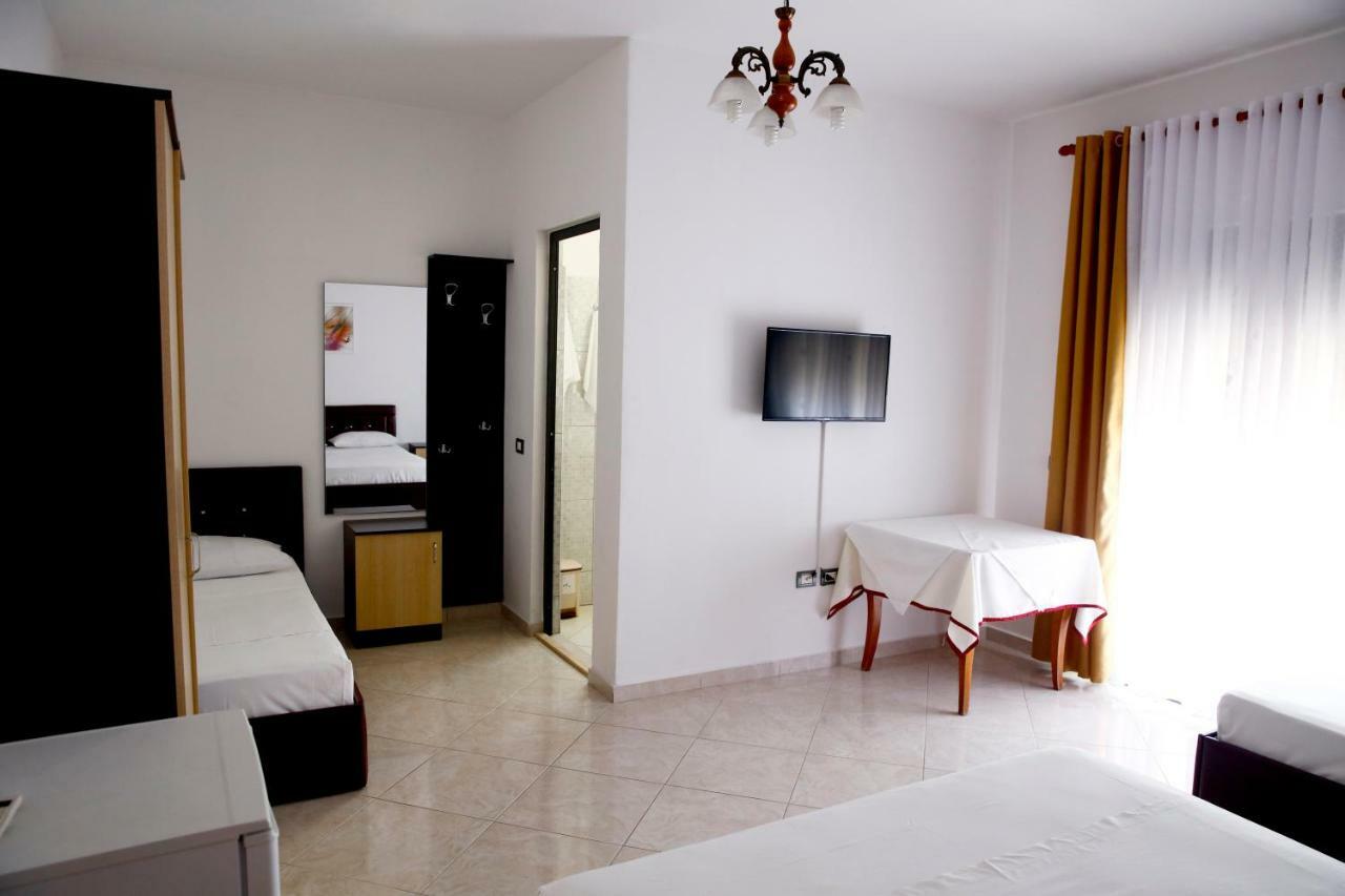 Hotel Tirona Durres Ngoại thất bức ảnh